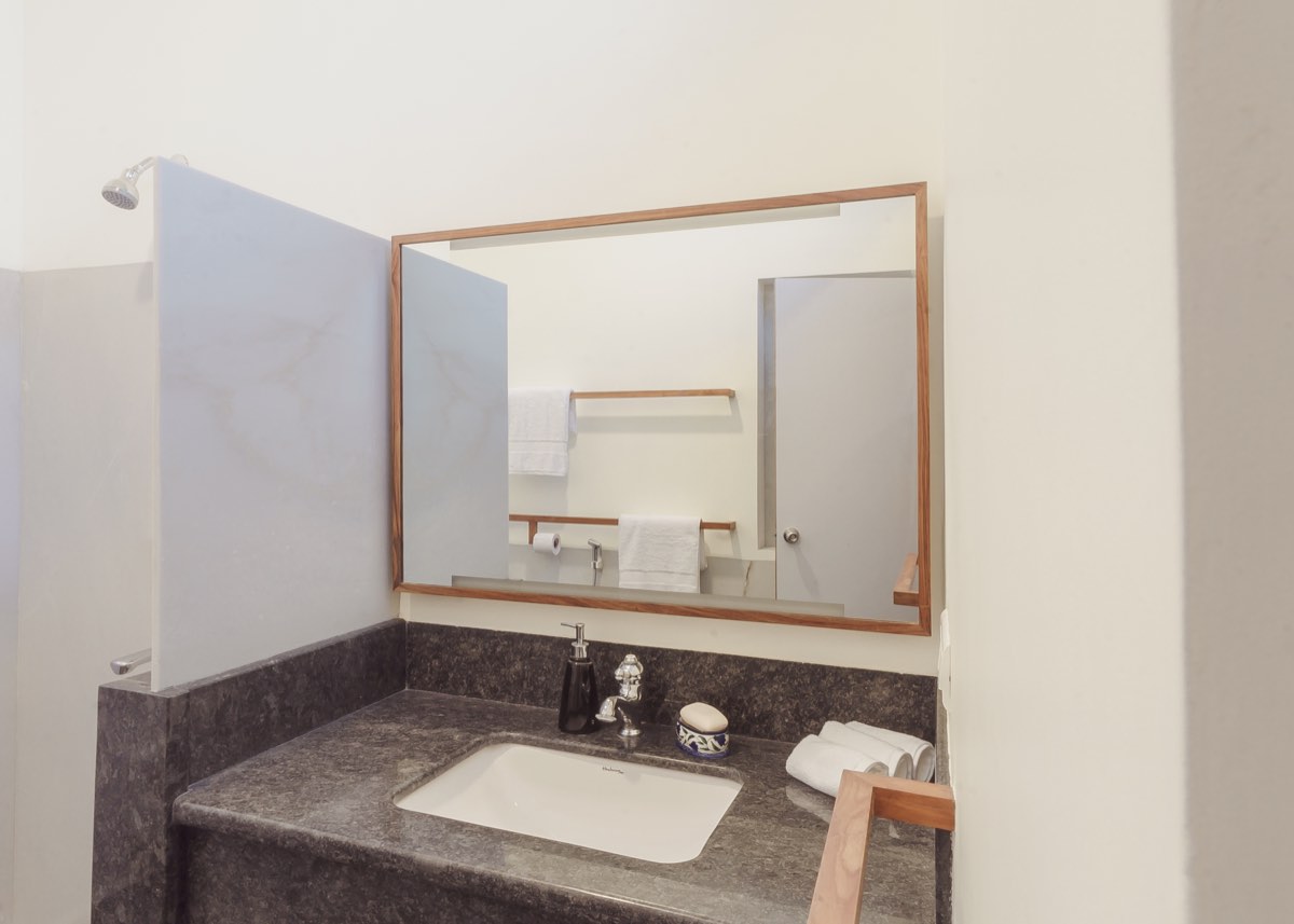 Sink and mirror